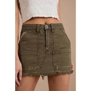 Free People Moss Brown Cargo Distressed Cotton Canvas Relaxed Mini Skirt EUC 26